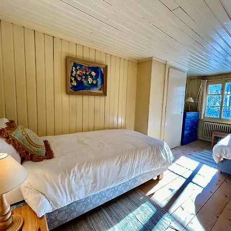 300 Years Old Close To Center Ski-lift * Chateau-d'Oex