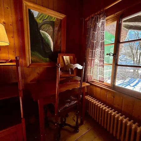 Сasa de vacaciones 300 Years Old Close To Center Ski-lift Château-d'Oex