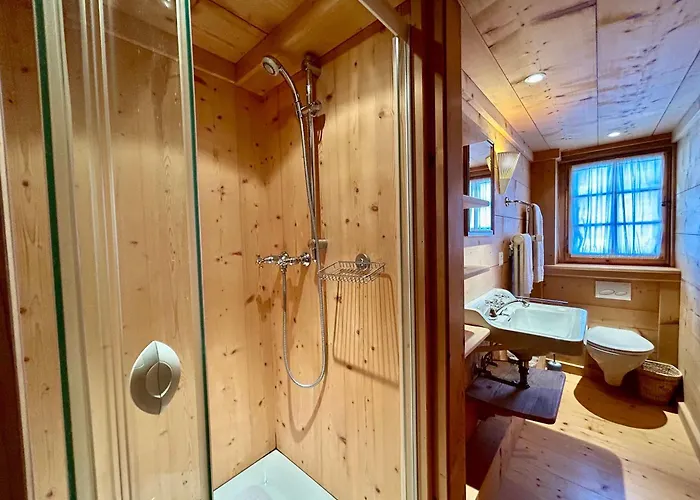 Semesterbostad 300 Years Old Close To Center Ski-lift Chateau-d'Oex