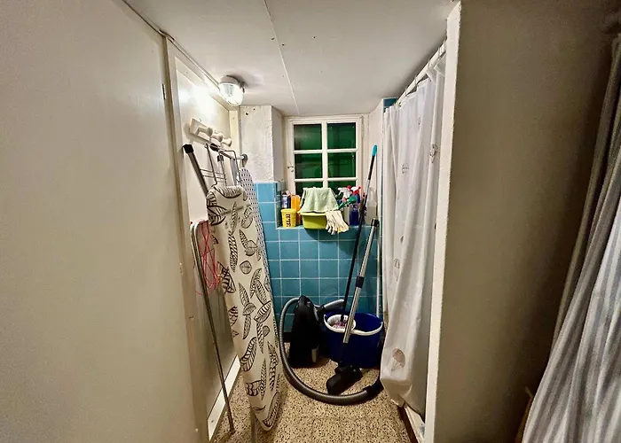 300 Years Old Close To Center Ski-lift Chateau-d'Oex